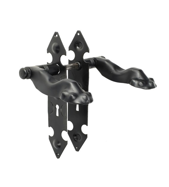 Klamka  drzwiowa kuta ozdobna NKK 72/wkł kwdr:8mm