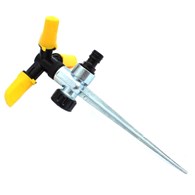 Zraszacz wbijany młynek 3-ram ze szpilką metalową